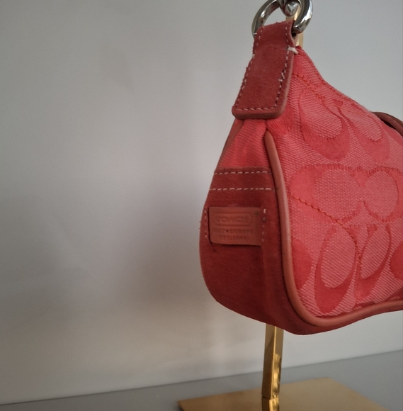 Coach Red Signature Purse - Picture 12 of 16